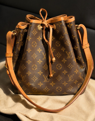 Louis vuitton monogram - louis,