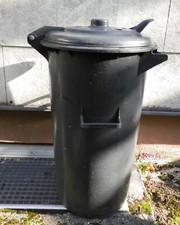 System-Mülltonne mit Scharnierdeckel ca.110 L (als Regenwassertonne möglich)