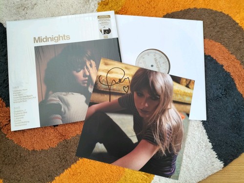 Taylor swift midnights signed - taylor,