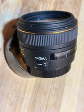 Sigma EX 30mm f1.4 DC HSM -