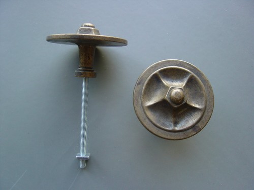 Schwerer und großer