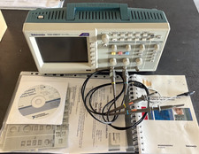 Tektronix TDS2001C 2x50MHz Digitales Oszilloskop