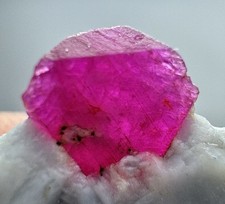 Entzückender, Rosaroter Rubinkristall Auf Matrix @AFG