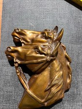 Bronze Pferdeköpfe zum Aufhängen