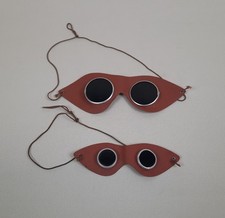 2 alte Sonnenschutz Brillen Höhensonne Motorradbrille Motorrad Brille museal RAR