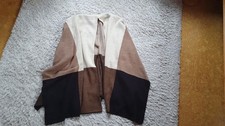 Weiss-brauner Poncho /