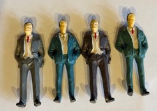 Figuren stehend  1:24   4