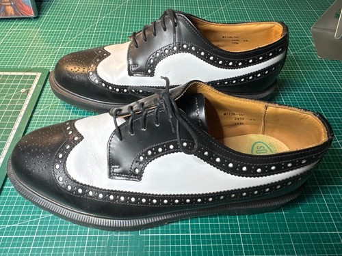 Solovair english brogue eye - brogue, 5-eye