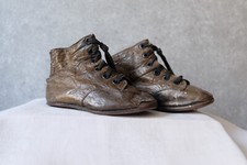 Sehr alte Kinderschuhe antik