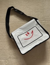 LorryBag Eco Tasche Business Weiß Smiley stabiler LKW-Plane Shoulder Bag Fahrrad