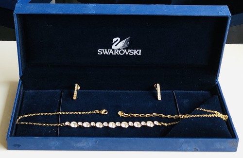 Swarovski wunderschönes set - wunderschönes,