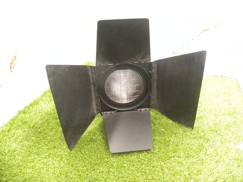 Etc source four - source, 750w