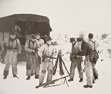 Junge Männer Soldaten der