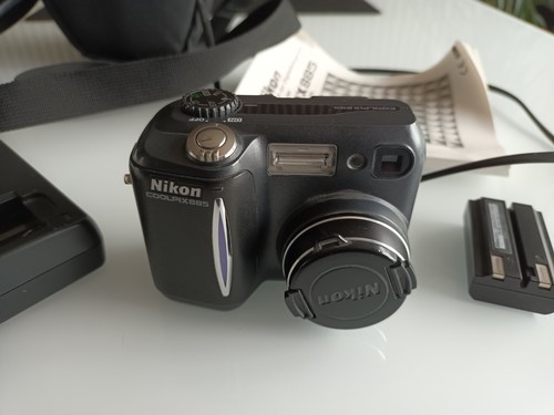 Nikon coolpix 885 2mp - nikon,