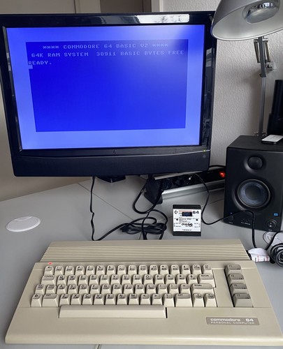 Commodore c64c computer - c64c, mit