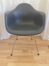 Vitra armchair kein fibgerlas - vitra,