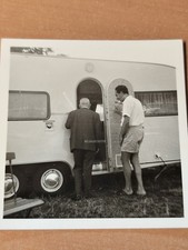 Foto Wohnwagen Tandem Achse F8