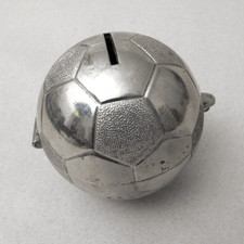 Alte Spardose Fußball BMF