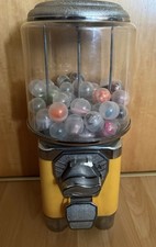 Stylischer kaugummiautomat - stylischer, im