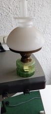 kleine Petroleumlampe mit