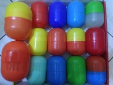 Leere Maxi, Mega-Maxi & Riesen Ü-Ei Kapseln Hüllen viele Farben zur Auswahl