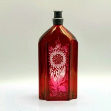 Rubinrot lasierte Pressglas