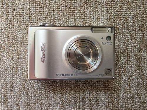 Fujifilm finepix f10 - f10,