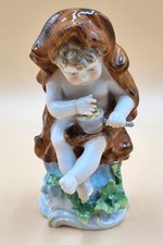 Bezaubernde alte Figur