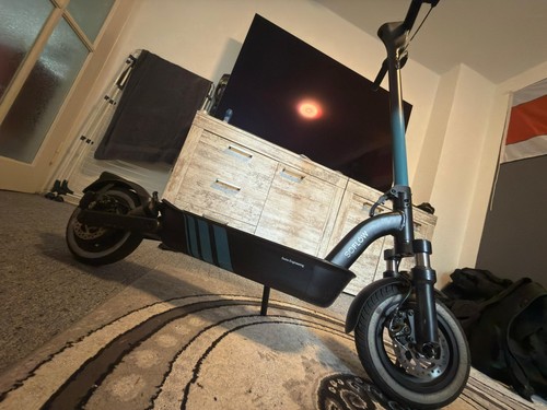 Scooter mit - e-scooter,