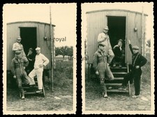 2x Männer neben Bauwagen 1963