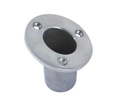 Flaggenstockhalter versenkt