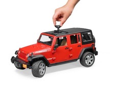 Bruder Spielzeug 02525 Jeep