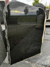 Grabmal Felsen Grabstein