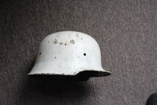 Alter Stahlhelm, Dachbodenfund, weiß, o. Innenteil