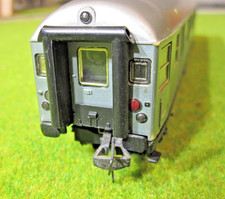 Fleischmann HO 5120 Silberling Steuerwagen mit Lichtern an der Steuerseite Gleic