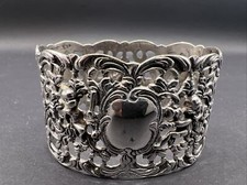 Außergewöhnlicher Serviettenring  Silber 835 punziert Albo Putto Dekor
