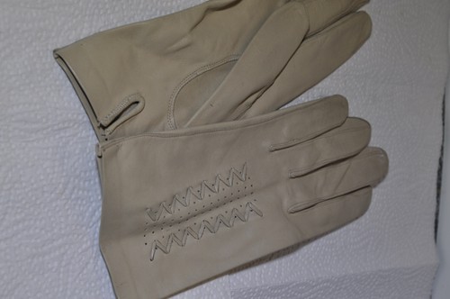 Alte feine leder handschuhe - alte,