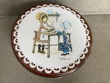 Miss Petticoat, Vintage