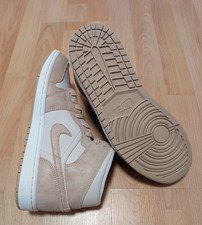 Air Jordan 1 Mid SE "Legend