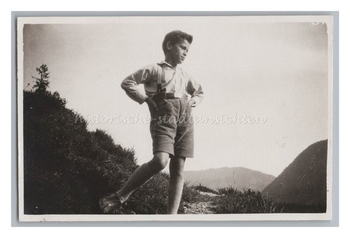 Portrait junge den bergen - junge,