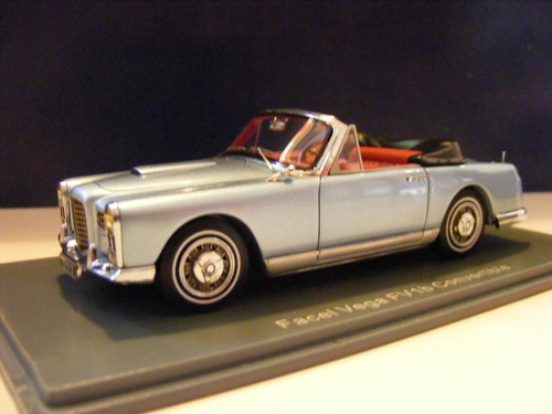 Neo 43405 facel vega - 1:43,