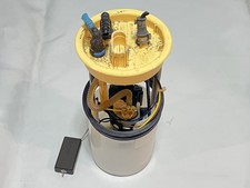 VW Touran 1T3 2.0 TDI Kraftstoffpumpe Dieselpumpe Pumpe 1T0919050F