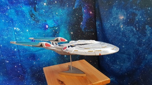 Uss enterprise modell aus holz - enterprise,