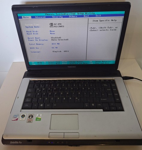 Toshiba satellite a200 lap top - toshiba,