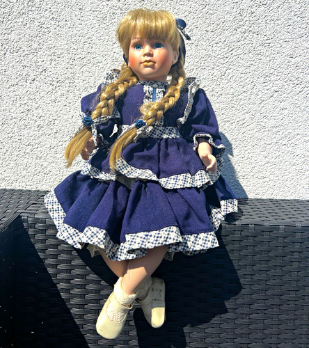 Bezaubernde porzellanpuppe - porzellanpuppe, im