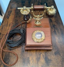 Altes Telefon Fernsprecher "Lyon DFeAP 301" Deutsche Bundespost, Holz