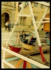 Kinder 1983 im Schiffschaukel Karussell Fahrgeschäft - DDR 1980er - Foto 7x10cm