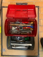 Werkzeugkasten von Wisent mit Werkzeug