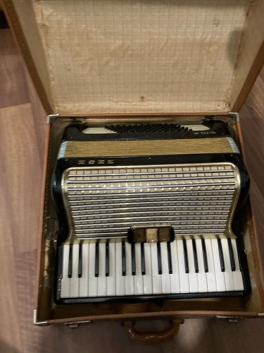 Rietta accordian - im,