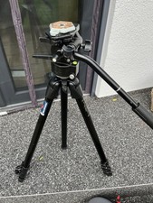 055AB Manfrotto-Stativ +
